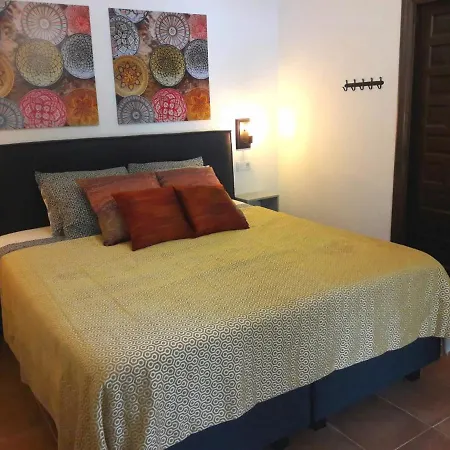 Roca Vista, Adults Only Bed & Breakfast 3*