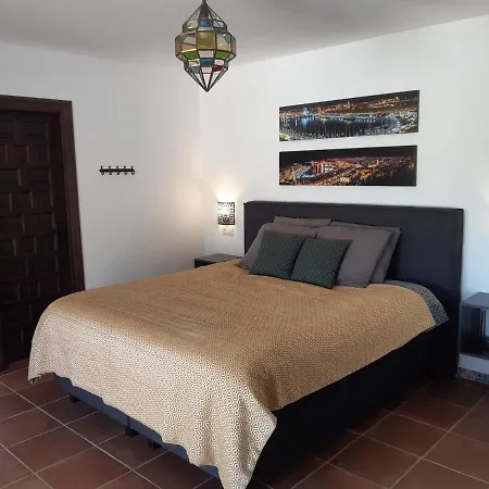 Roca Vista, Adults Only